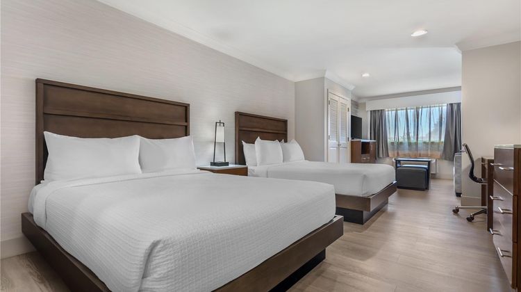 Best Western Plus All Suite Inn Room