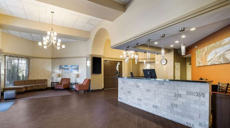 Best Western Escondido Hotel Lobby