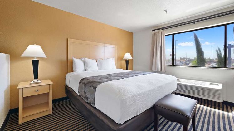 Best Western Plus Executive Inn & Suites Room