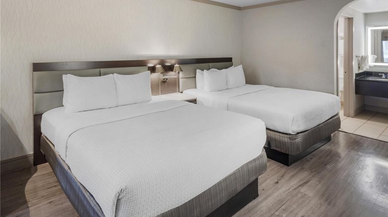 <b>Best Western Plus Executive Suites Room</b>. Images powered by <a href="https://iceportal.shijigroup.com/" title="IcePortal" target="_blank">IcePortal</a>.