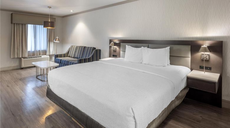 <b>Best Western Plus Executive Suites Room</b>. Images powered by <a href="https://iceportal.shijigroup.com/" title="IcePortal" target="_blank">IcePortal</a>.