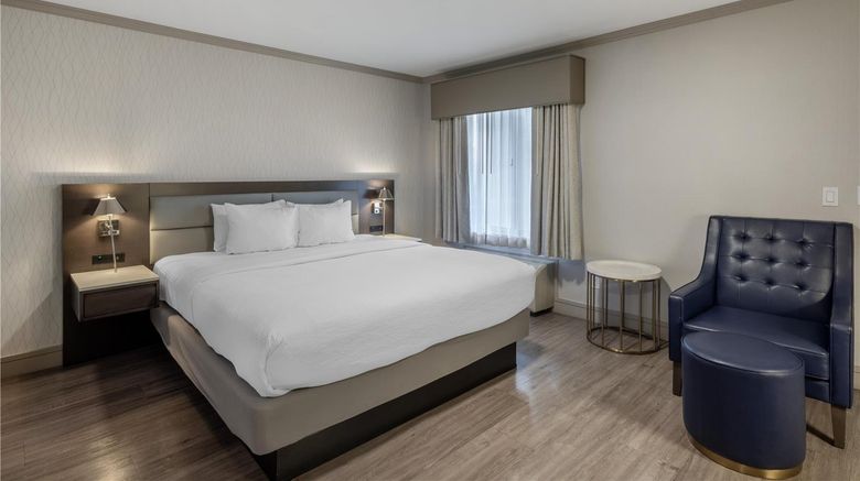 <b>Best Western Plus Executive Suites Room</b>. Images powered by <a href="https://iceportal.shijigroup.com/" title="IcePortal" target="_blank">IcePortal</a>.