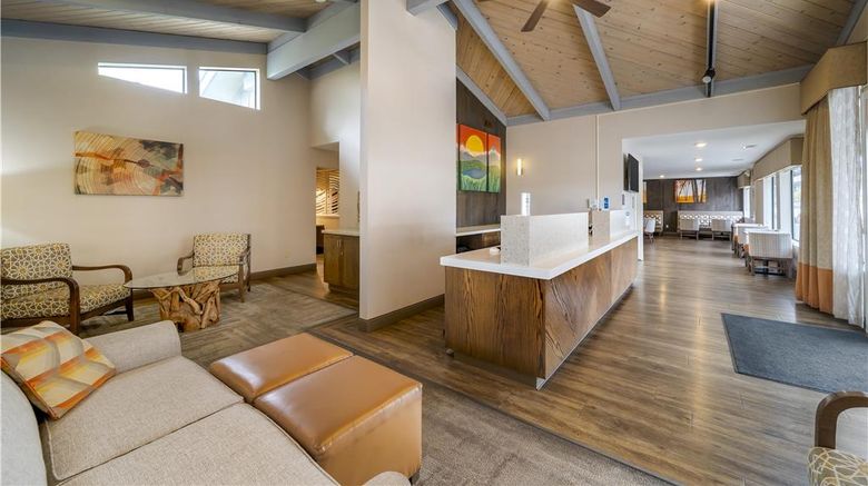 <b>Best Western Arcata Inn Lobby</b>. Images powered by <a href="https://iceportal.shijigroup.com/" title="IcePortal" target="_blank">IcePortal</a>.