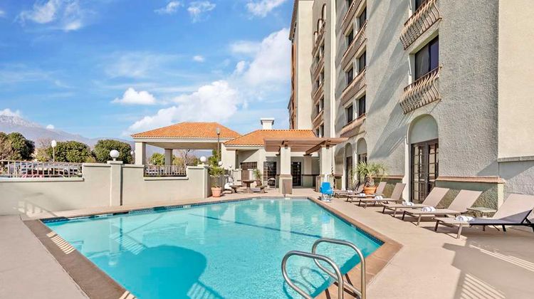 Best Western Plus Heritage Inn Pool
