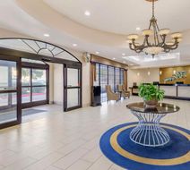 Best Western Plus Heritage Inn Lobby