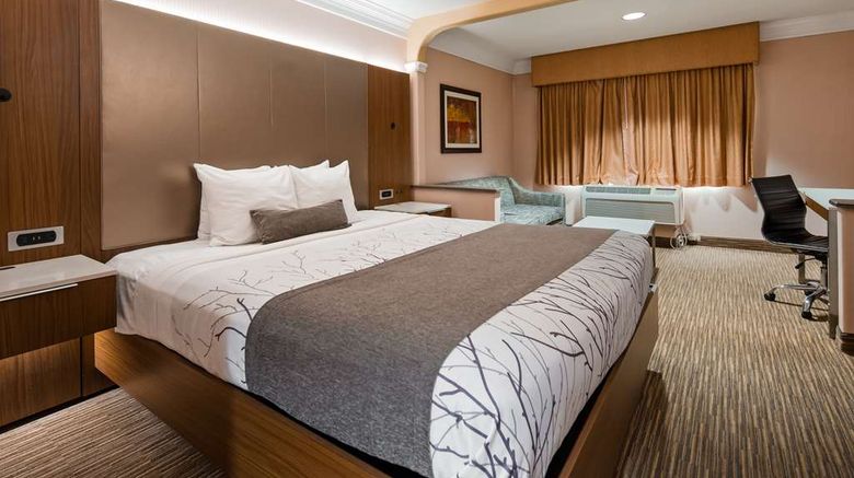 <b>Best Western Plus Suites Hotel Room</b>. Images powered by <a href="https://iceportal.shijigroup.com/" title="IcePortal" target="_blank">IcePortal</a>.
