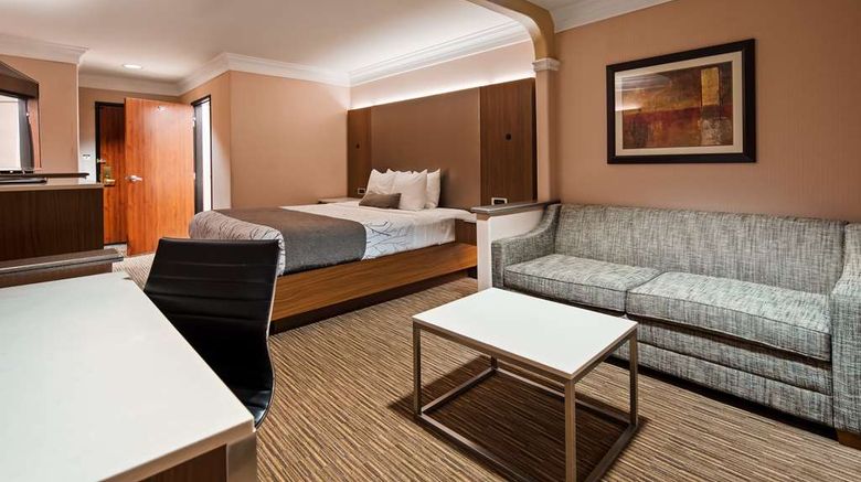 <b>Best Western Plus Suites Hotel Room</b>. Images powered by <a href="https://iceportal.shijigroup.com/" title="IcePortal" target="_blank">IcePortal</a>.