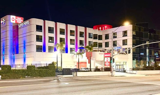 Best Western Plus Suites Hotel Exterior