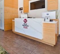 Best Western Plus Glendale Lobby