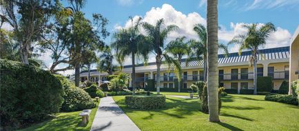 Best Western Plus South Coast Inn Exterior