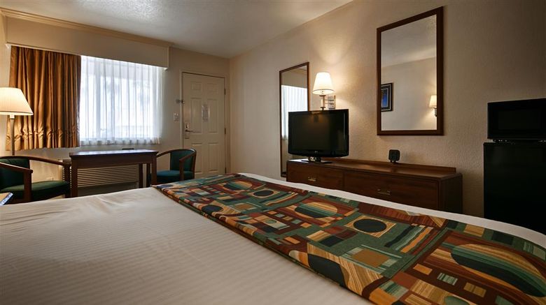 <b>Best Western Colorado River Inn Room</b>. Images powered by <a href="https://iceportal.shijigroup.com/" title="IcePortal" target="_blank">IcePortal</a>.
