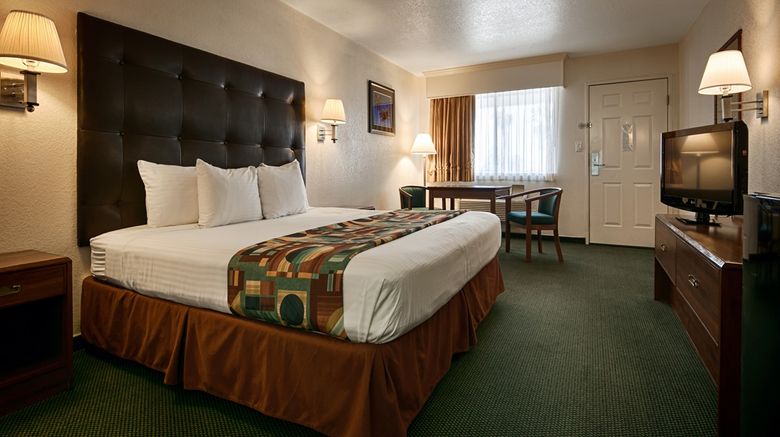 <b>Best Western Colorado River Inn Room</b>. Images powered by <a href="https://iceportal.shijigroup.com/" title="IcePortal" target="_blank">IcePortal</a>.