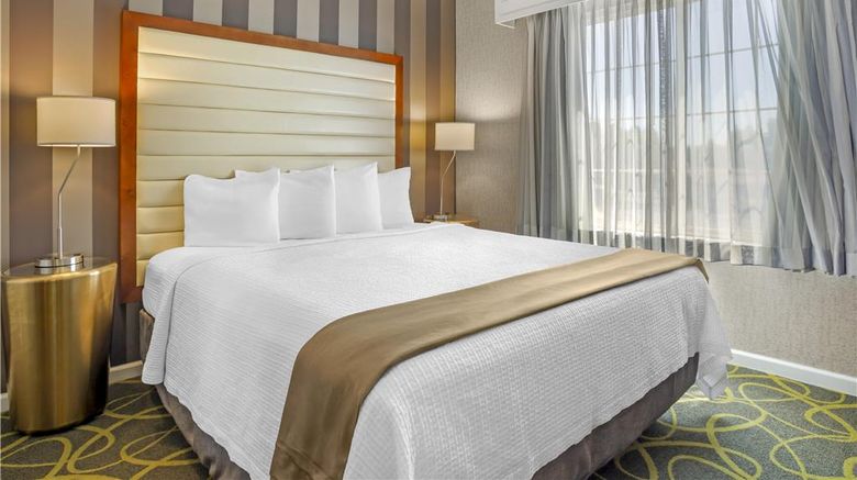 <b>Best Western Plus Dixon Davis Suite</b>. Images powered by <a href="https://iceportal.shijigroup.com/" title="IcePortal" target="_blank">IcePortal</a>.