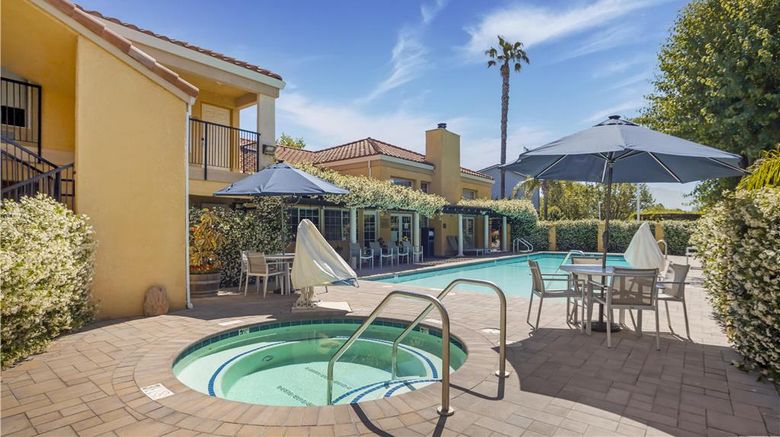 <b>Best Western Plus Dixon Davis Pool</b>. Images powered by <a href="https://iceportal.shijigroup.com/" title="IcePortal" target="_blank">IcePortal</a>.