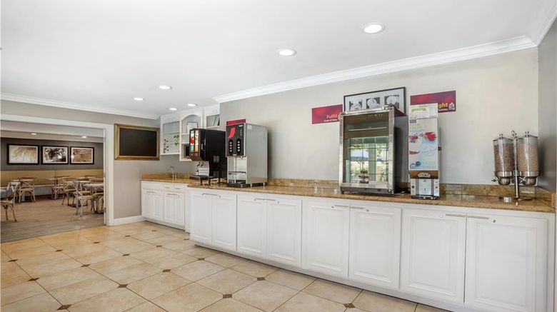 <b>Best Western Plus Dixon Davis Restaurant</b>. Images powered by <a href="https://iceportal.shijigroup.com/" title="IcePortal" target="_blank">IcePortal</a>.