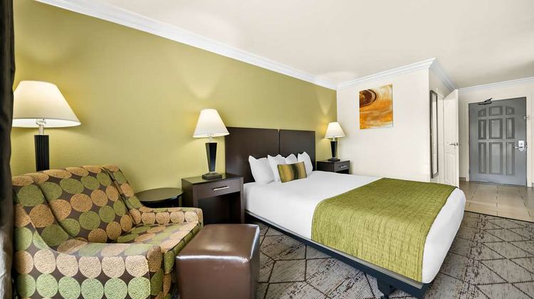 Best Western Executive Inn Room
