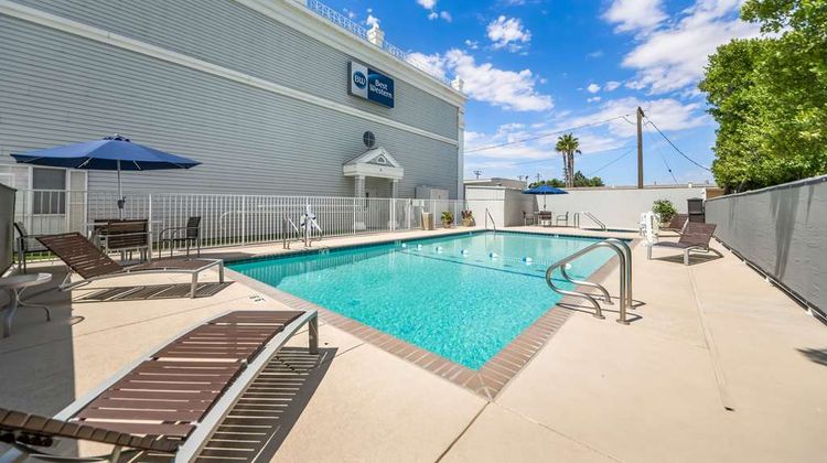 Best Western Executive Inn Pool