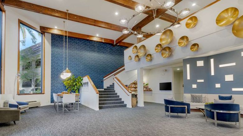 <b>Best Western Plus Novato Oaks Inn Lobby</b>. Images powered by <a href="https://iceportal.shijigroup.com/" title="IcePortal" target="_blank">IcePortal</a>.