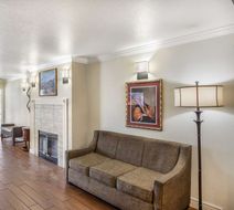 Best Western Capital City Inn Lobby