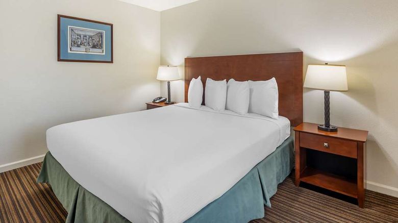 <b>Best Western Capital City Inn Suite</b>. Images powered by <a href="https://iceportal.shijigroup.com/" title="IcePortal" target="_blank">IcePortal</a>.