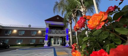 Best Western Americana Exterior