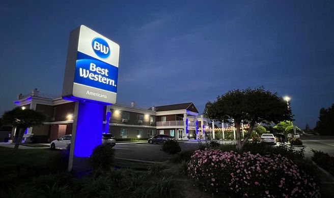 Best Western Americana Exterior