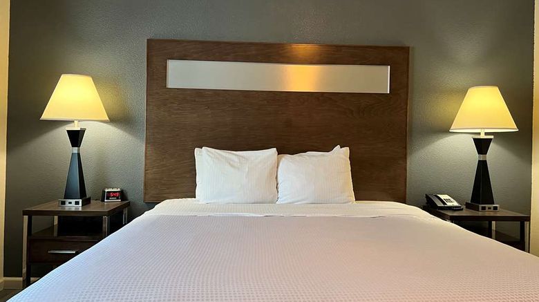<b>Best Western Americana Room</b>. Images powered by <a href="https://iceportal.shijigroup.com/" title="IcePortal" target="_blank">IcePortal</a>.