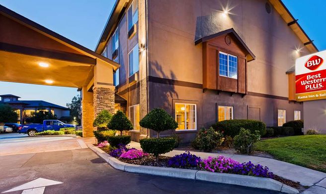 Best Western Plus Rama Inn & Suites Exterior
