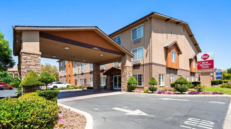<b>Best Western Plus Rama Inn & Suites Exterior</b>. Images powered by <a href="https://iceportal.shijigroup.com/" title="IcePortal" target="_blank">IcePortal</a>.