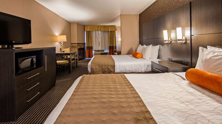 Best Western Plus Rama Inn & Suites Room