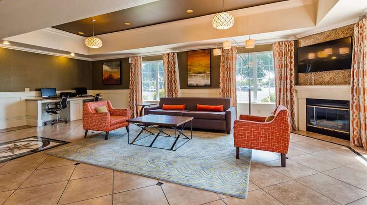 Best Western Plus Rama Inn & Suites Lobby