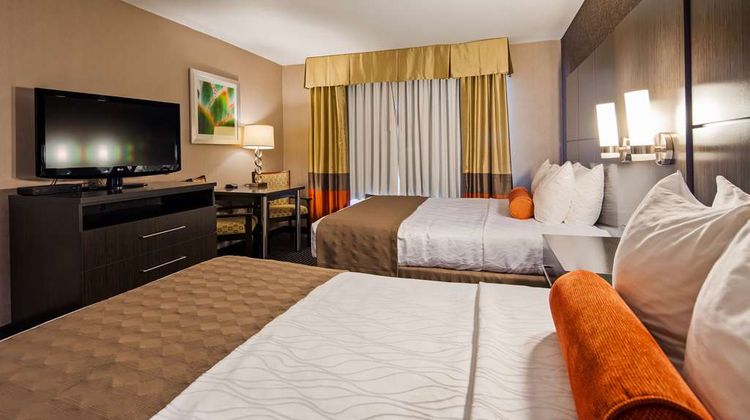 Best Western Plus Rama Inn & Suites Suite