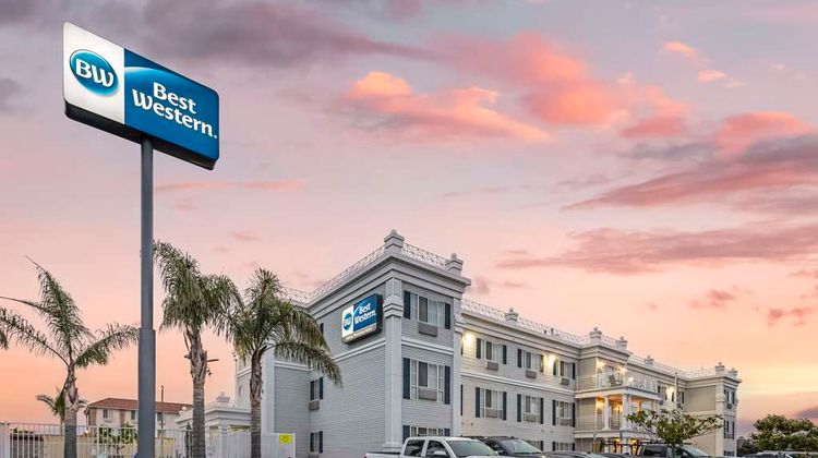 Best Western Salinas Monterey Hotel Exterior