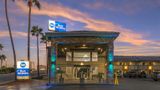 Best Western Kettleman City Inn & Suites Exterior