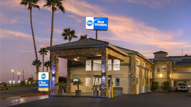 Best Western Kettleman City Inn & Suites Exterior