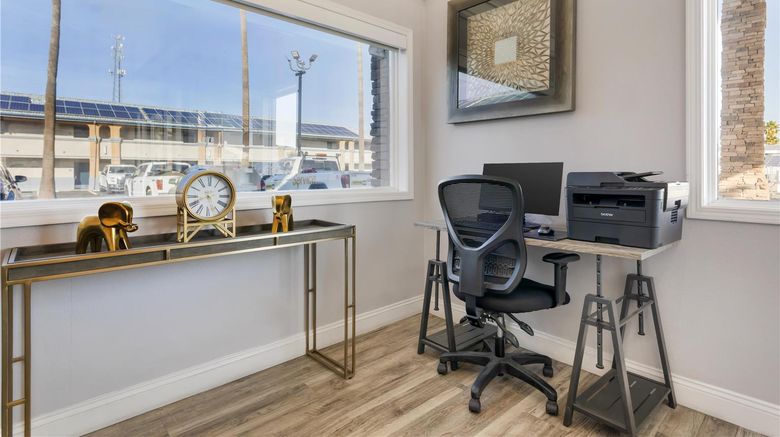 <b>Best Western Kettleman City Inn & Suites Other</b>. Images powered by <a href="https://iceportal.shijigroup.com/" title="IcePortal" target="_blank">IcePortal</a>.