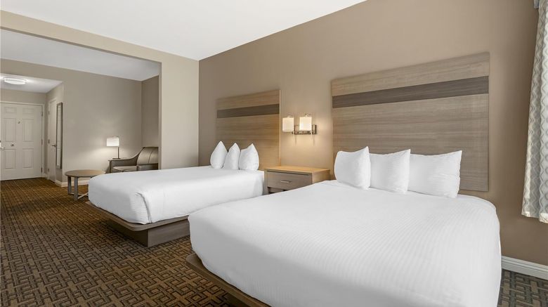 <b>Best Western Kettleman City Inn & Suites Suite</b>. Images powered by <a href="https://iceportal.shijigroup.com/" title="IcePortal" target="_blank">IcePortal</a>.