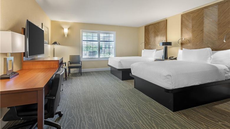 <b>Best Western Plus Stevenson Manor Room</b>. Images powered by <a href="https://iceportal.shijigroup.com/" title="IcePortal" target="_blank">IcePortal</a>.