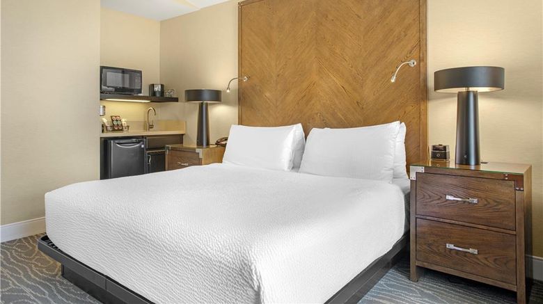 <b>Best Western Plus Stevenson Manor Suite</b>. Images powered by <a href="https://iceportal.shijigroup.com/" title="IcePortal" target="_blank">IcePortal</a>.