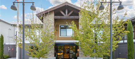 Best Western Plus Stevenson Manor Exterior