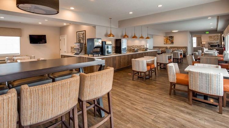 Best Western Plus Bayshore Inn Restaurant