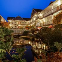 Best Western Plus Bayshore Inn