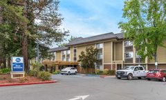 Best Western John Muir Inn