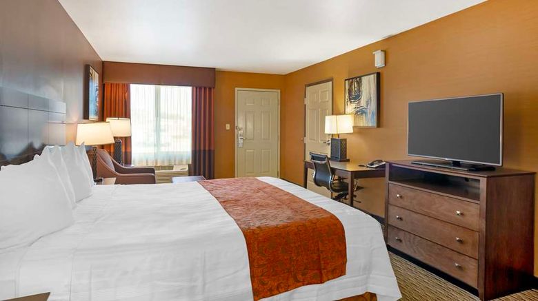 <b>Best Western Exeter Inn & Suites Room</b>. Images powered by <a href="https://iceportal.shijigroup.com/" title="IcePortal" target="_blank">IcePortal</a>.