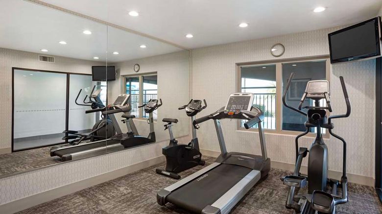 <b>Best Western Exeter Inn & Suites Health</b>. Images powered by <a href="https://iceportal.shijigroup.com/" title="IcePortal" target="_blank">IcePortal</a>.