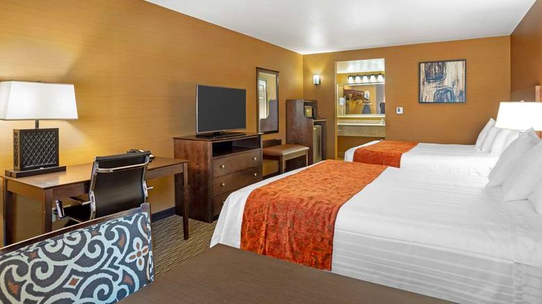 <b>Best Western Exeter Inn & Suites Room</b>. Images powered by <a href="https://iceportal.shijigroup.com/" title="IcePortal" target="_blank">IcePortal</a>.