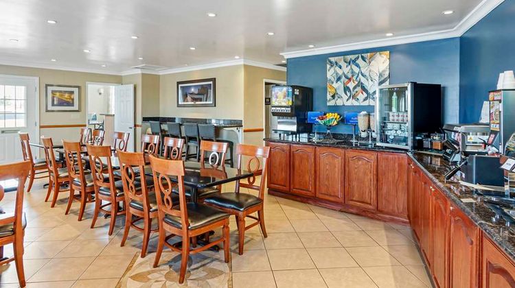 Best Western China Lake Inn Restaurant