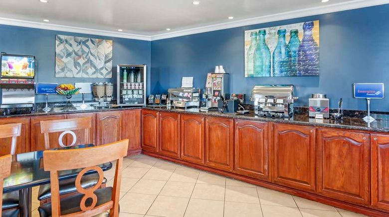 <b>Best Western China Lake Inn Restaurant</b>. Images powered by <a href="https://iceportal.shijigroup.com/" title="IcePortal" target="_blank">IcePortal</a>.