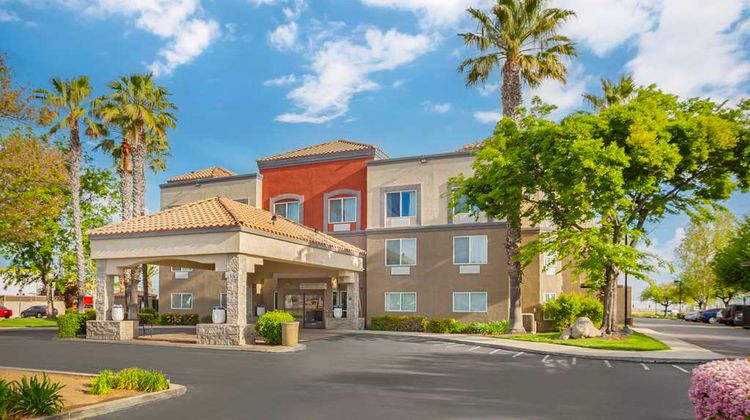 Best Western Plus Villa Del Lago Inn Exterior