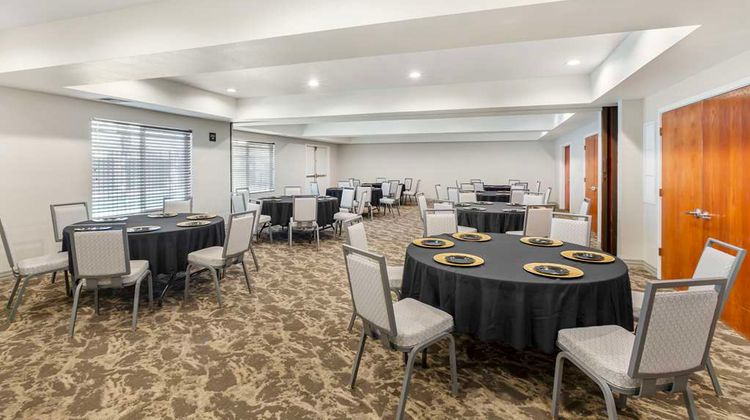 Best Western Plus Villa Del Lago Inn Meeting